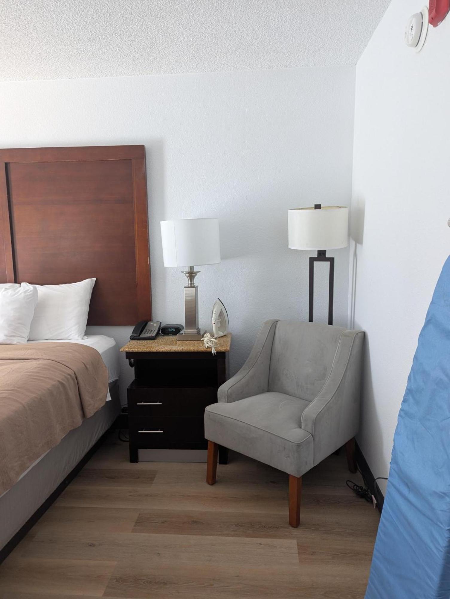 Plaza Hotel Denver Central 외부 사진